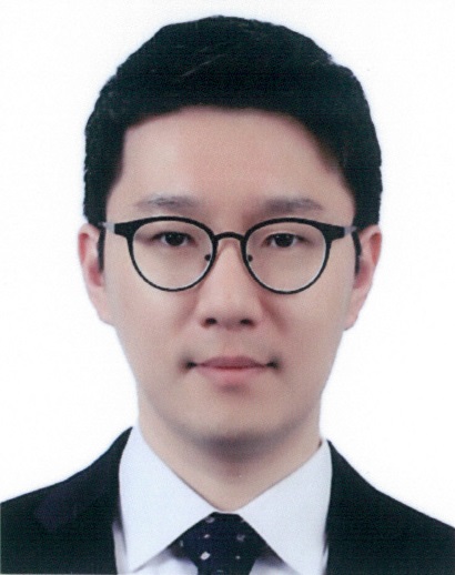 researcher image '윤지성'